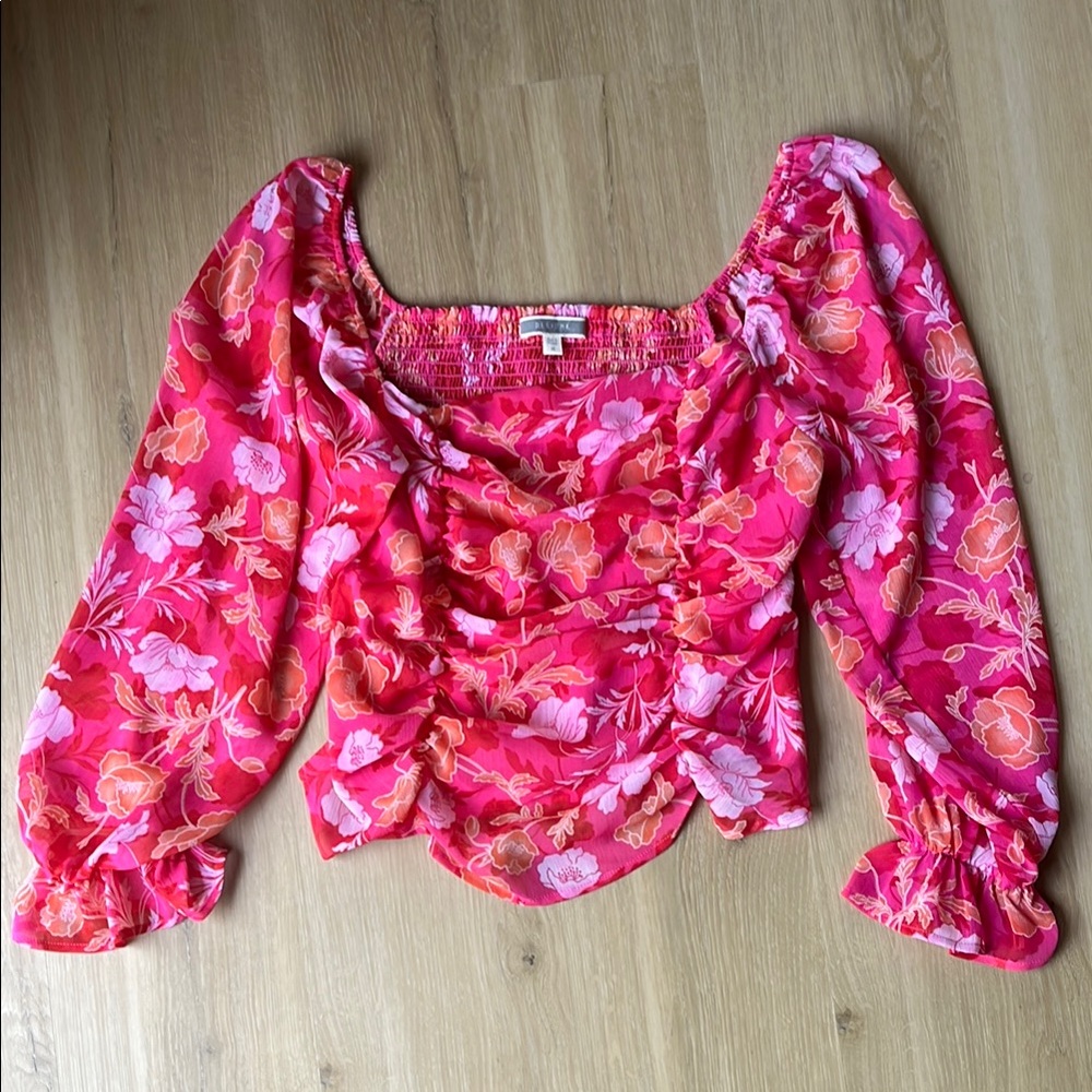 Pleione Pink and White Ruched Long Sleeve Blouse